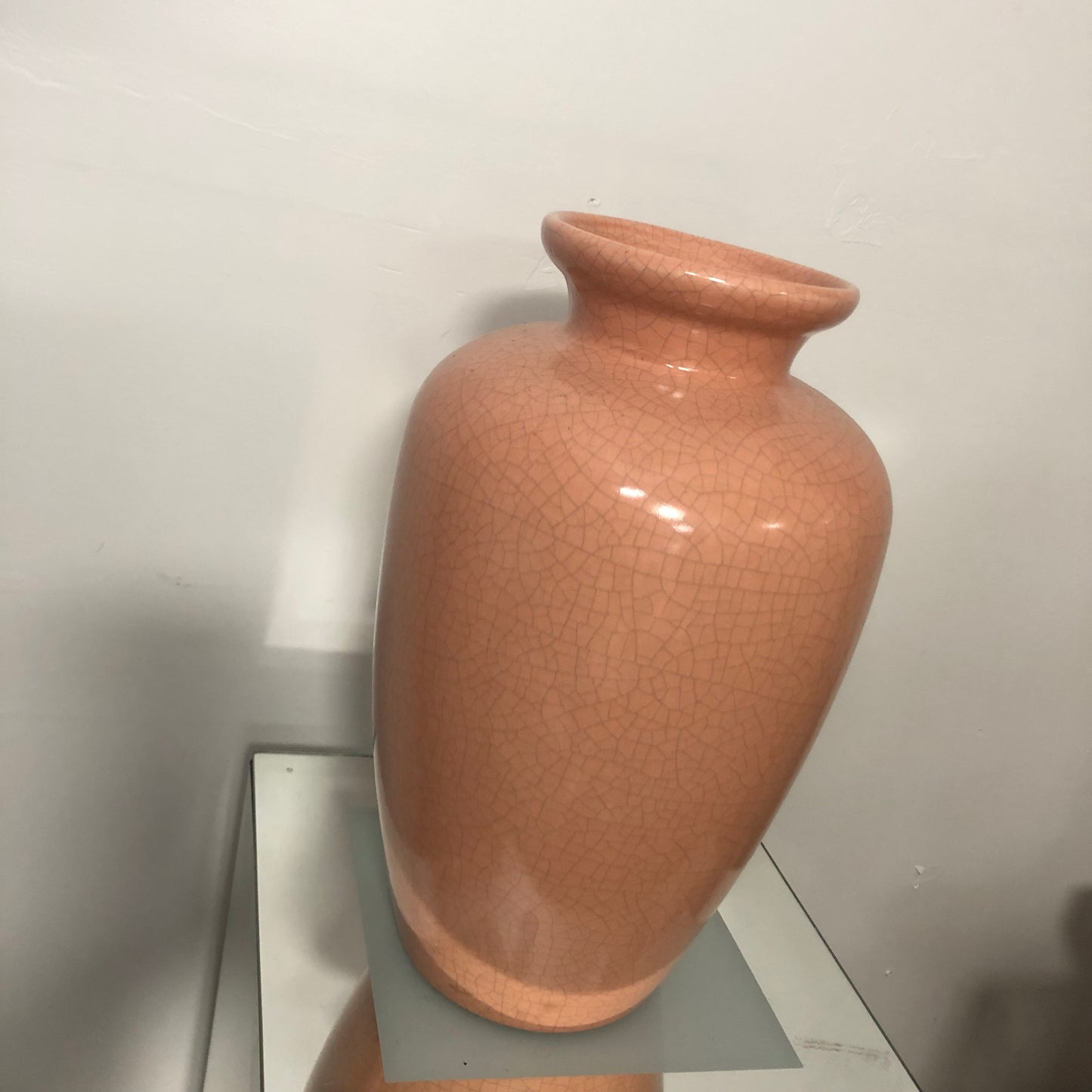 Egg shell finish pastel vase