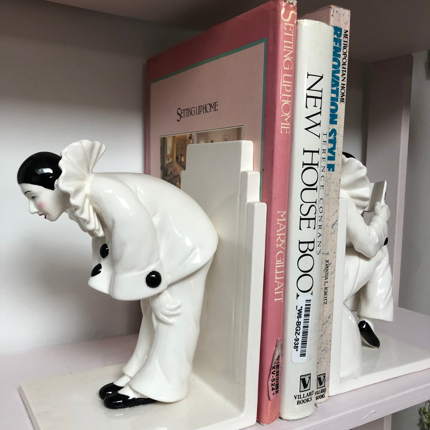 Taste Setter Sigma Pierrot Clown Bookends