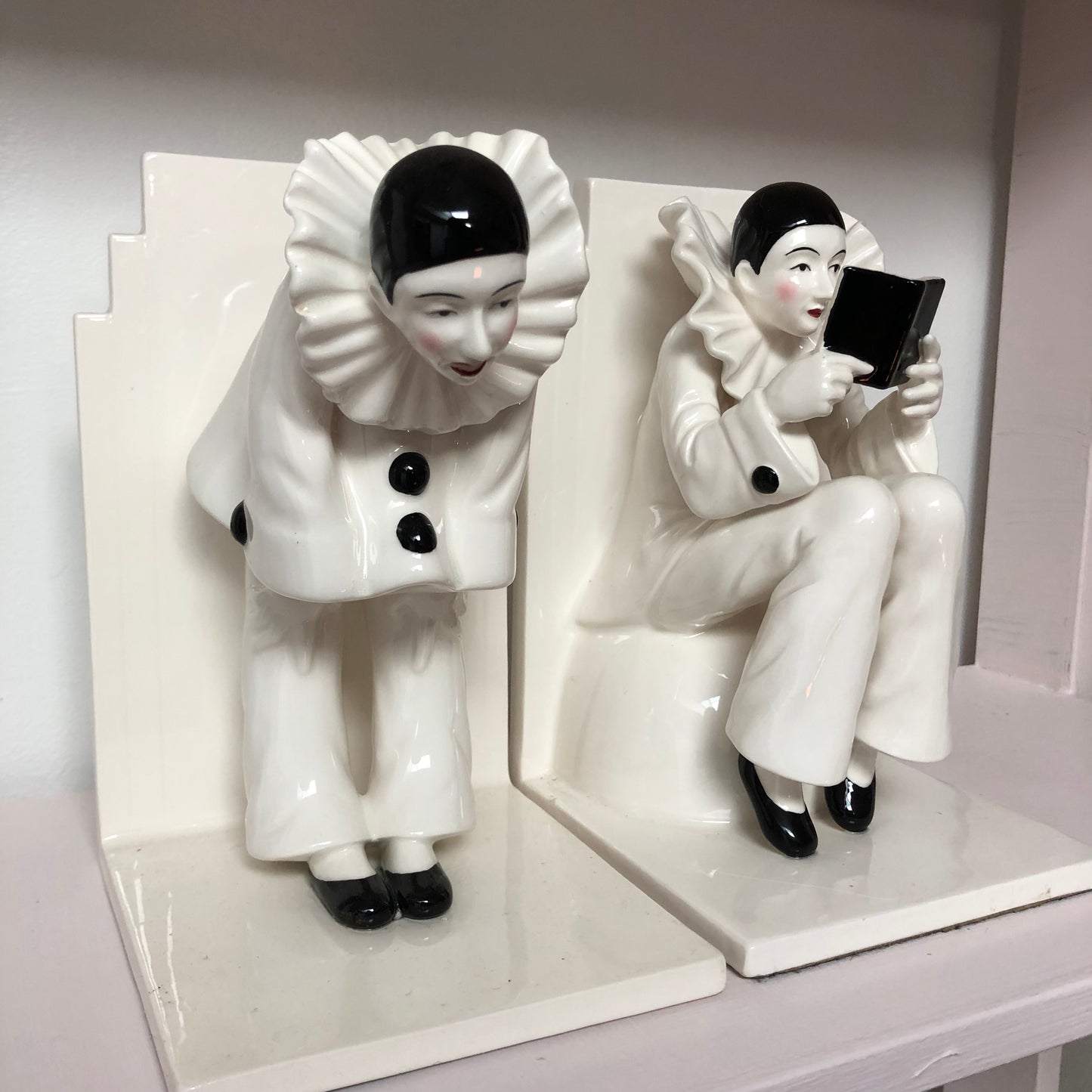 Taste Setter Sigma Pierrot Clown Bookends