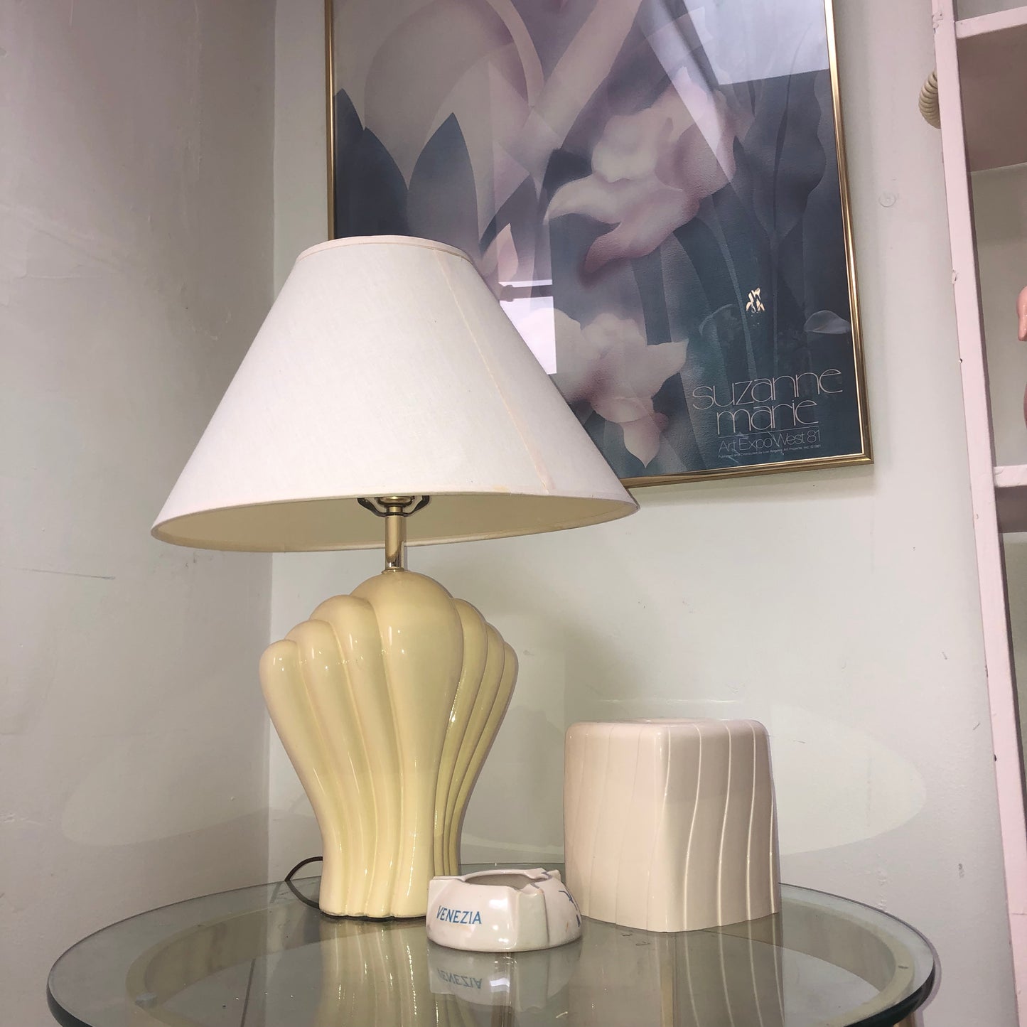 Cream lamp