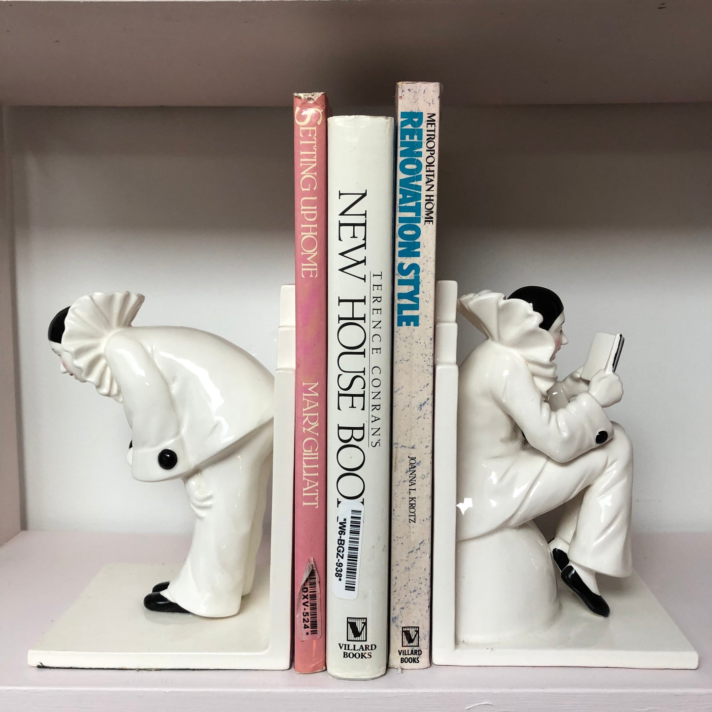 Taste Setter Sigma Pierrot Clown Bookends