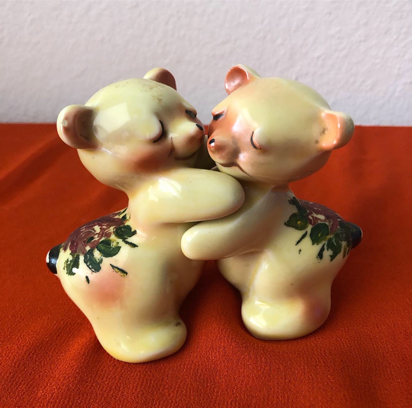 Hugging Bears Salt & Pepper Shakers