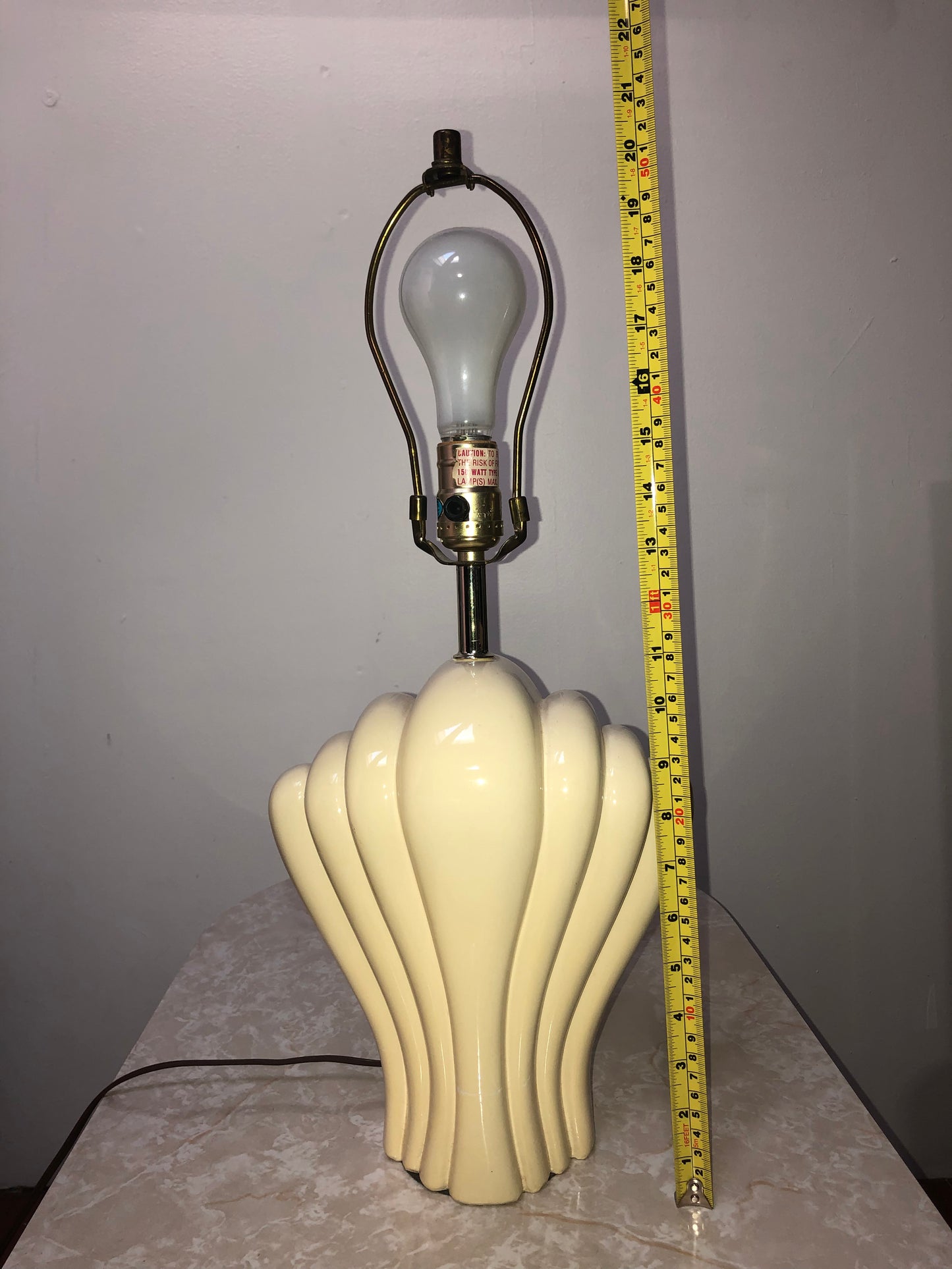 Cream lamp