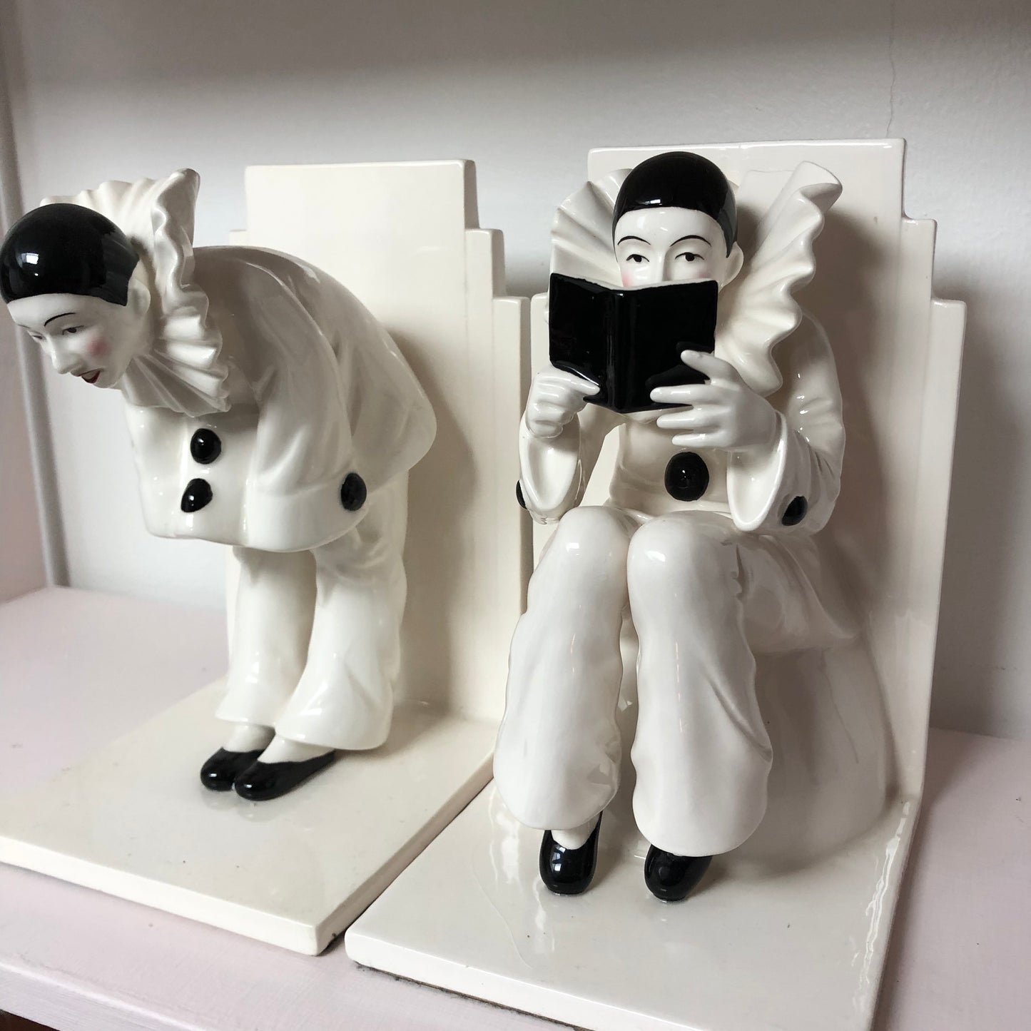 Taste Setter Sigma Pierrot Clown Bookends